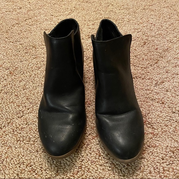 American Eagle | Ankle Bootie - Picture 2 of 4